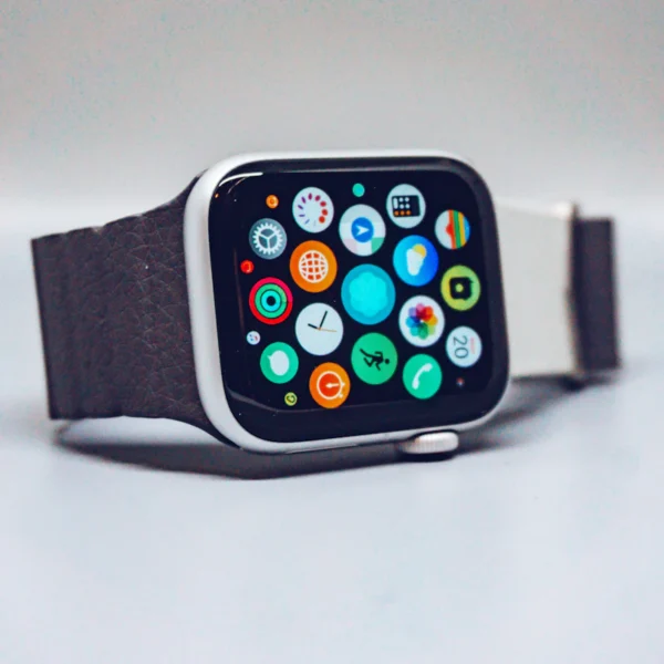 Everyday Smartwatch — AMOLED — Electronics at Qihistore Shop