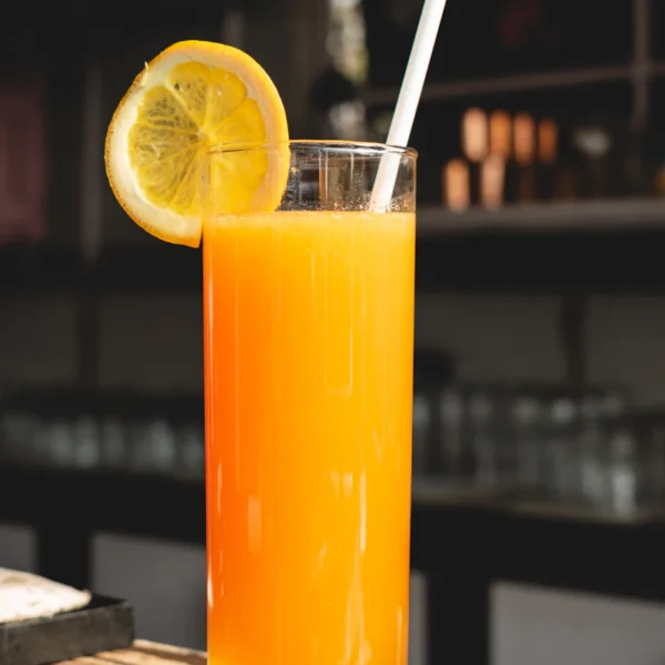 Fresh-Pressed Orange Juice 52 oz — Beverages at Qihistore Shop