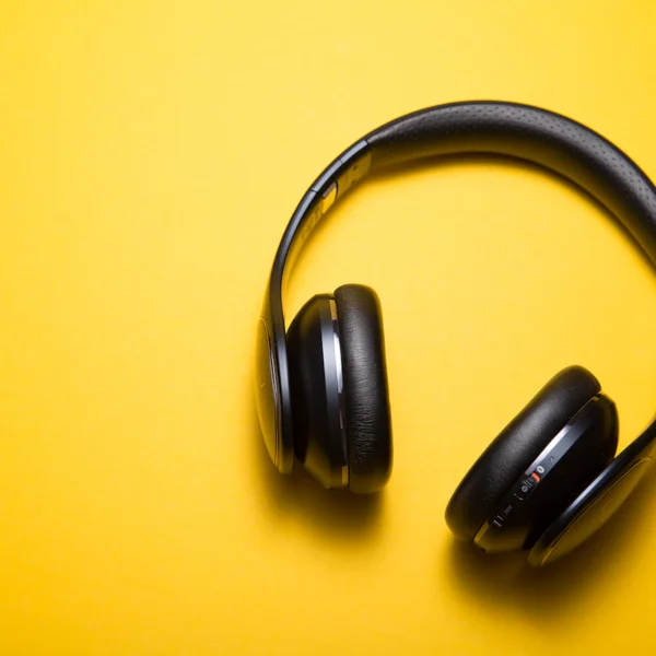 Wireless Noise-Canceling Headphones — Electronics at Qihistore Shop